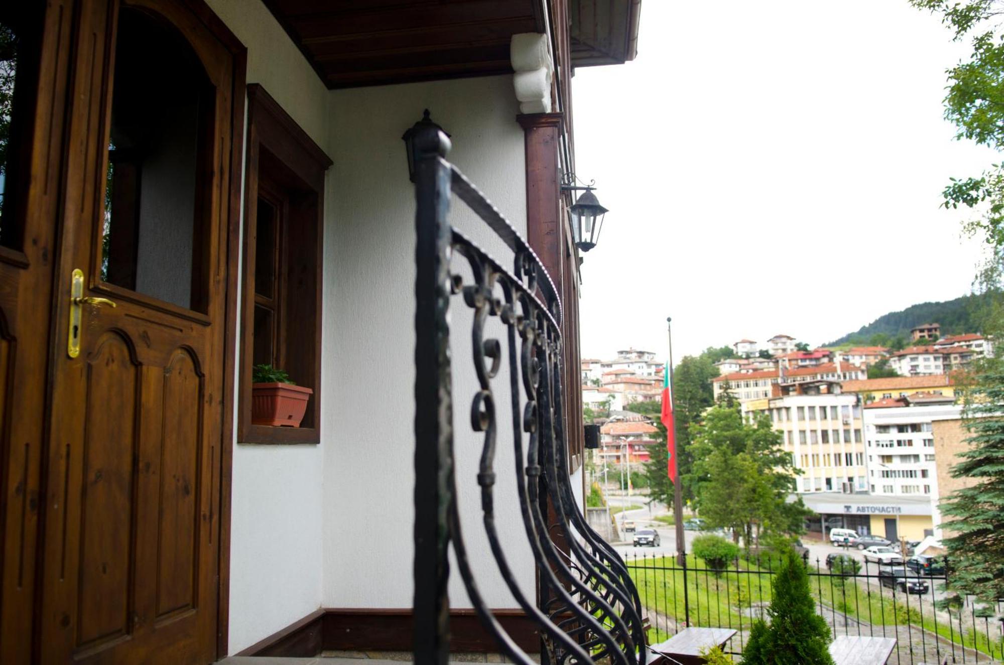 Petko Takov's House Guest house